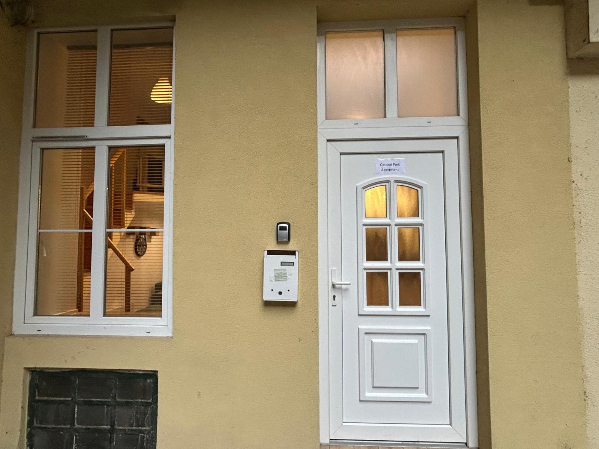 בודפשט Central Park Apartman מראה חיצוני תמונה